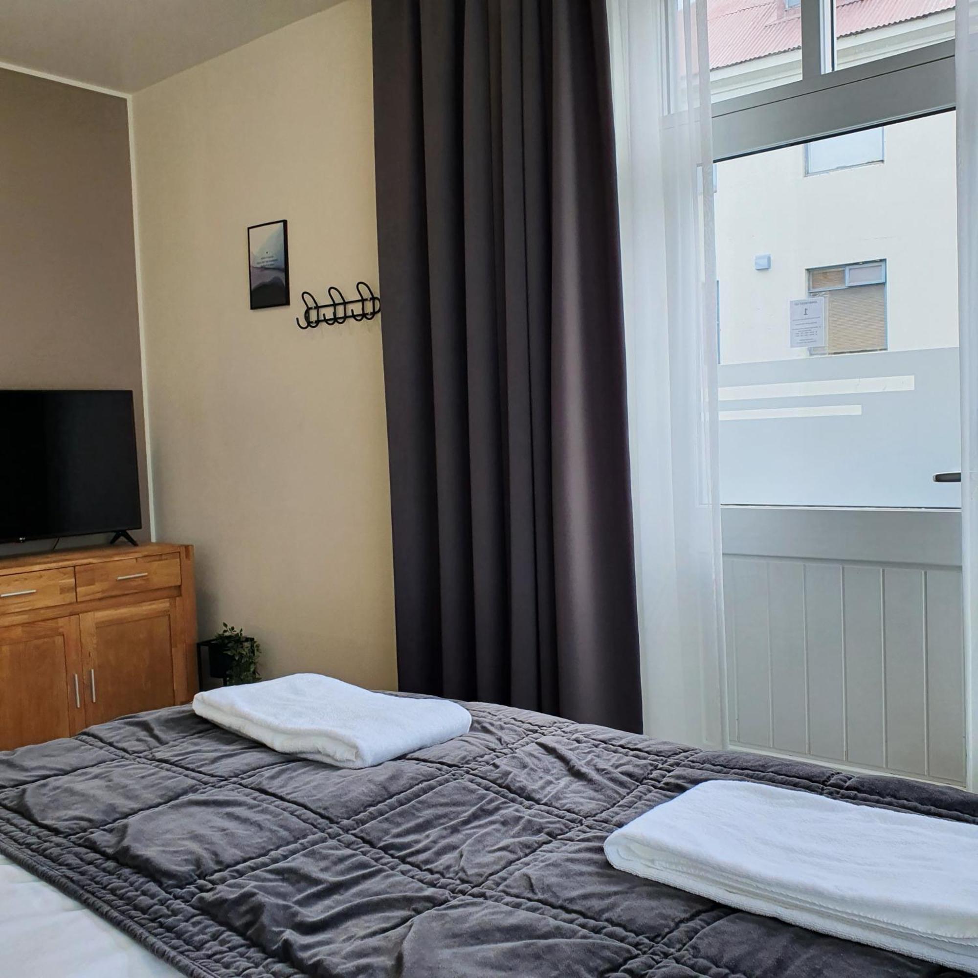 E18 Apartments Akureyri Phòng bức ảnh