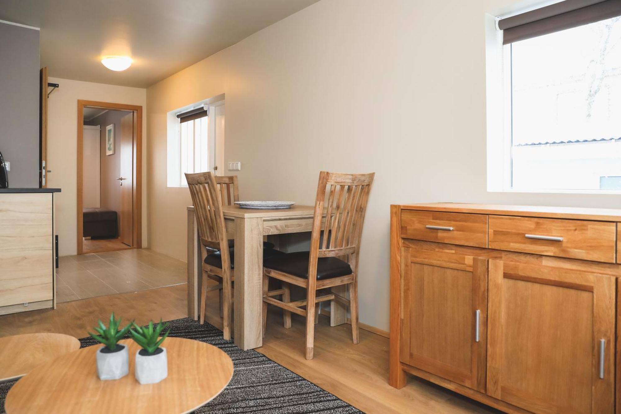E18 Apartments Akureyri Phòng bức ảnh